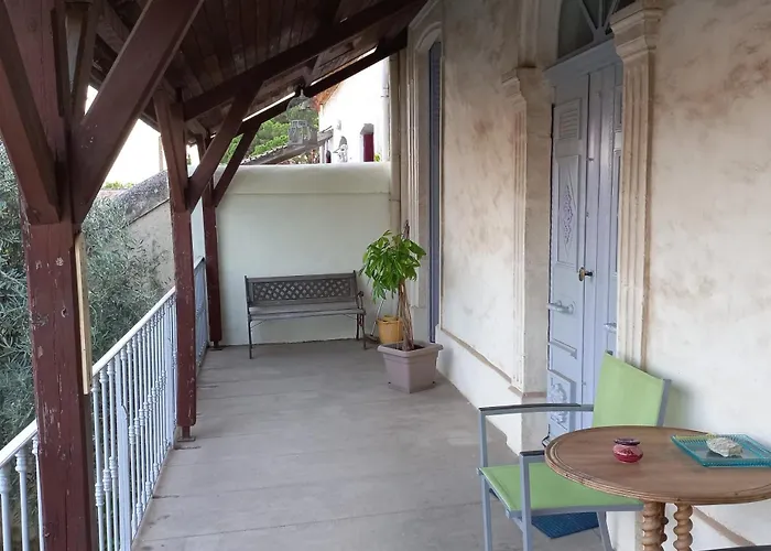 Maison Avec Superbe Terrasse Tropezienne Feriehus *